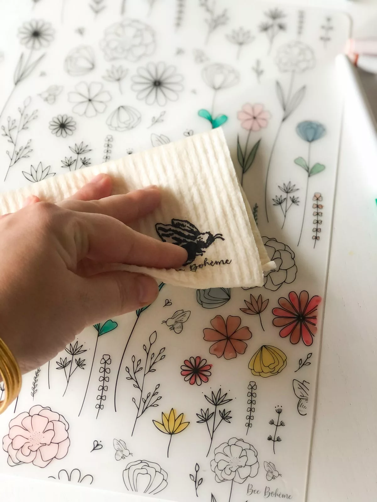 Coloriage lavable BOHÈME X Les yeux fripons - BeeBohème – Image 1