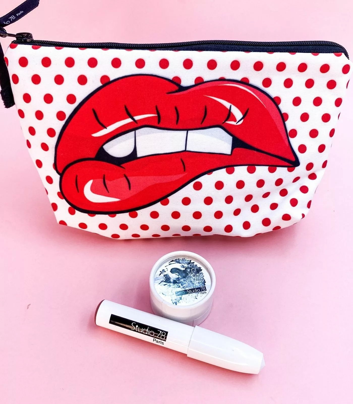 Trousse Fêtes Studio 78 - WeBreath04 + GiveMeaKiss01 – Image 1