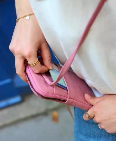 Pochette téléphone Bill - Rose Blush - Hindbag – Image 4