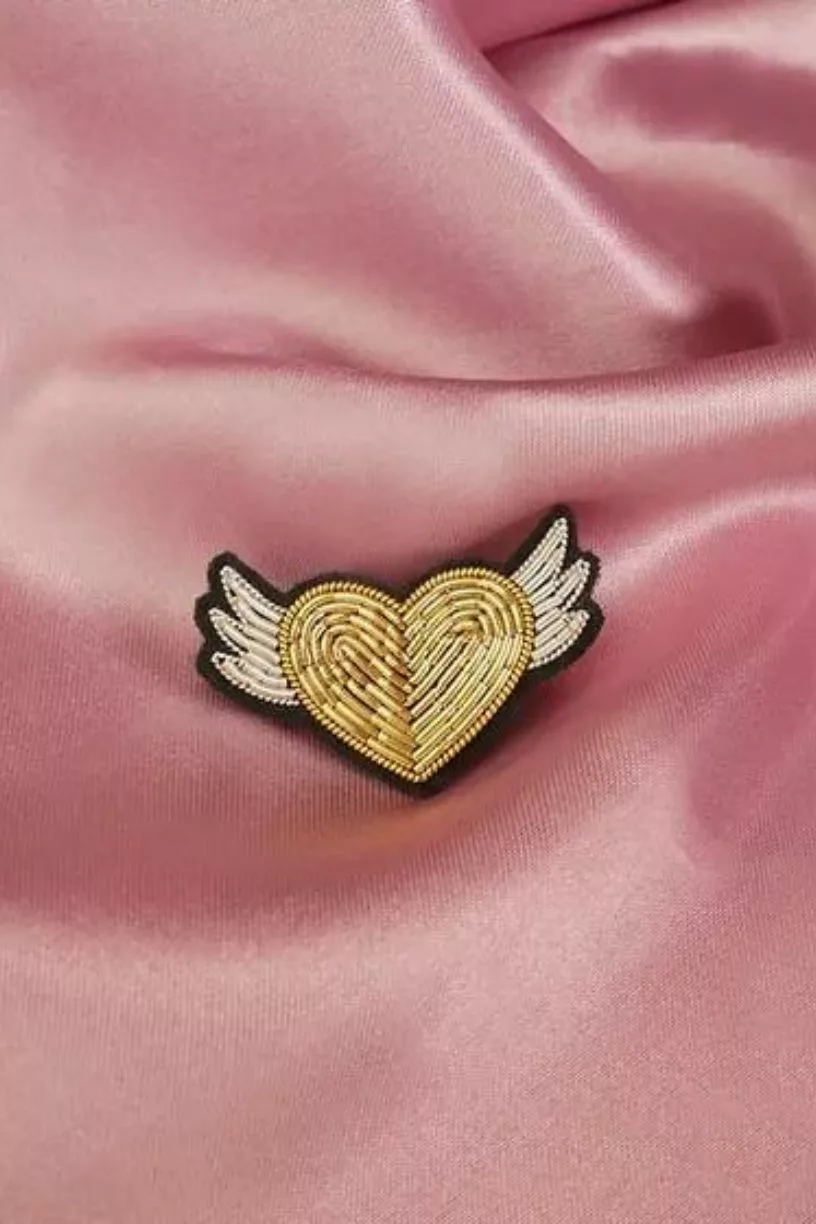 Broche Coeur ailé - Malicieuse – Image 1