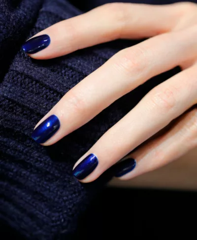 Dark Night - Vernis Green - Manucurist – Image 3