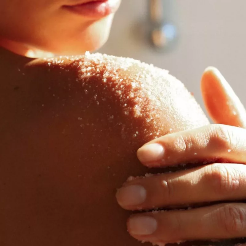 GOMMAGE CORPS PASTÈQUE