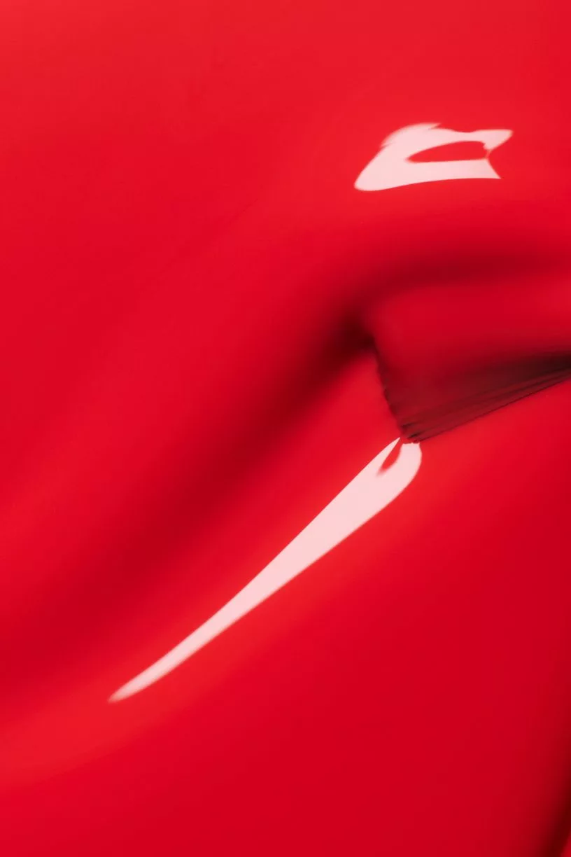 Red Coral - Vernis Green - Manucurist – Image 2