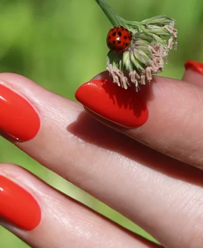 Red Coral - Vernis Green - Manucurist – Image 4