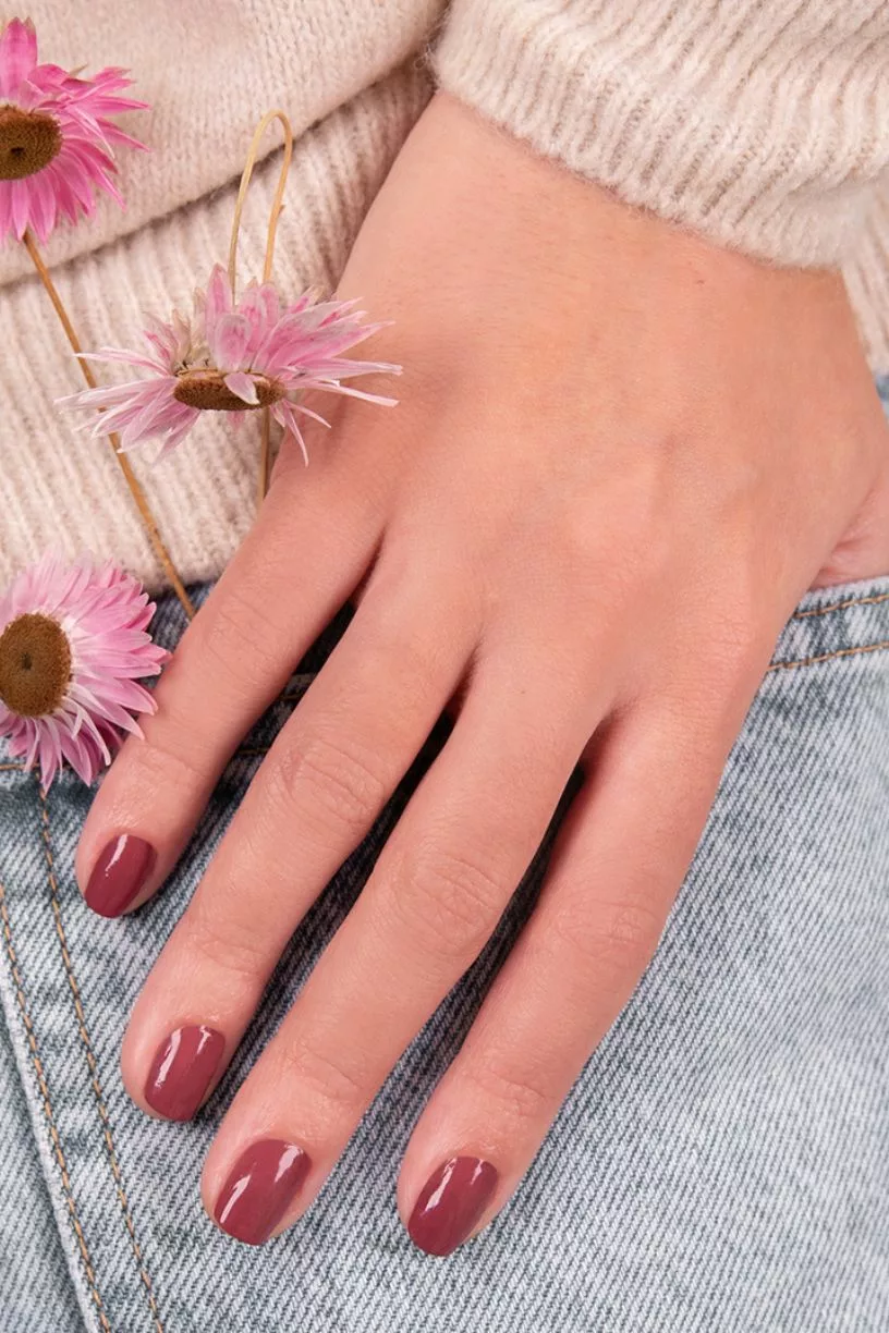 Victoria Plum - Vernis Green - Manucurist – Image 4