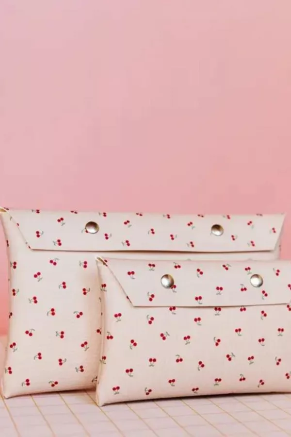 Étui Cerezas Nude Petit - Ecke