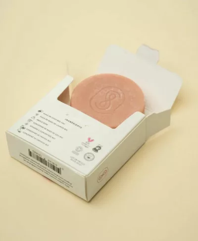VERRY BERRY - NETTOYANT VISAGE MULTIVITAMINÉ - Savon Stories – Image 4