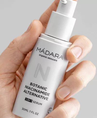 Botanic Niacinamide Alternative 5-in-1 Serum – Image 1