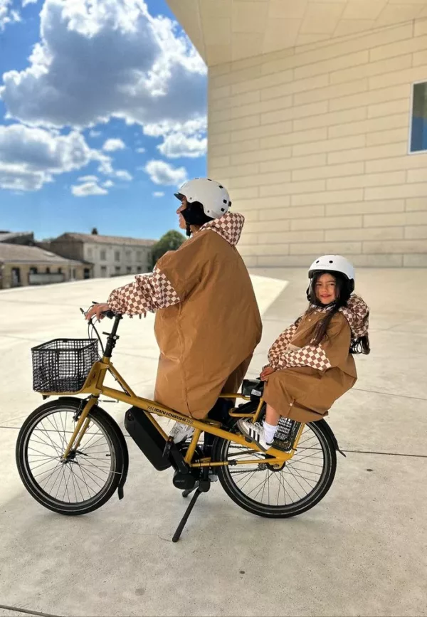 Poncho de pluie Damiers - Enfants – Image 3