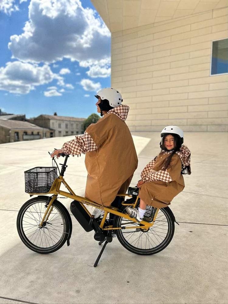 Poncho de pluie Damiers - Enfants – Image 3