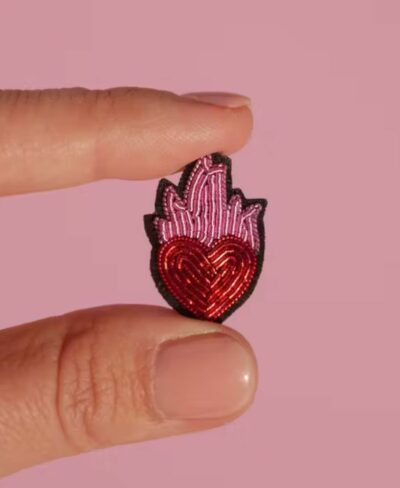 Broche Mini Coeur Enflammé - Malicieuse