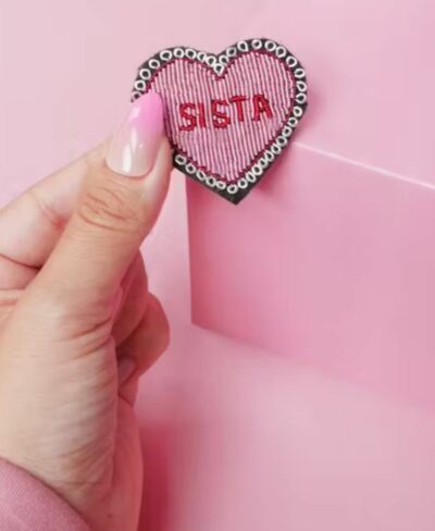 Broche Sista - Malicieuse