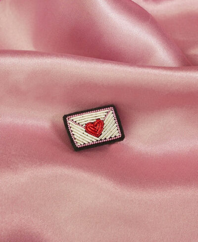 Broche Enveloppe mot d'amour - Malicieuse