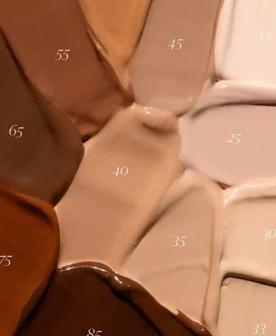 The concealer - Correcteur Perfection Lumière -  Honey 35 – Image 3