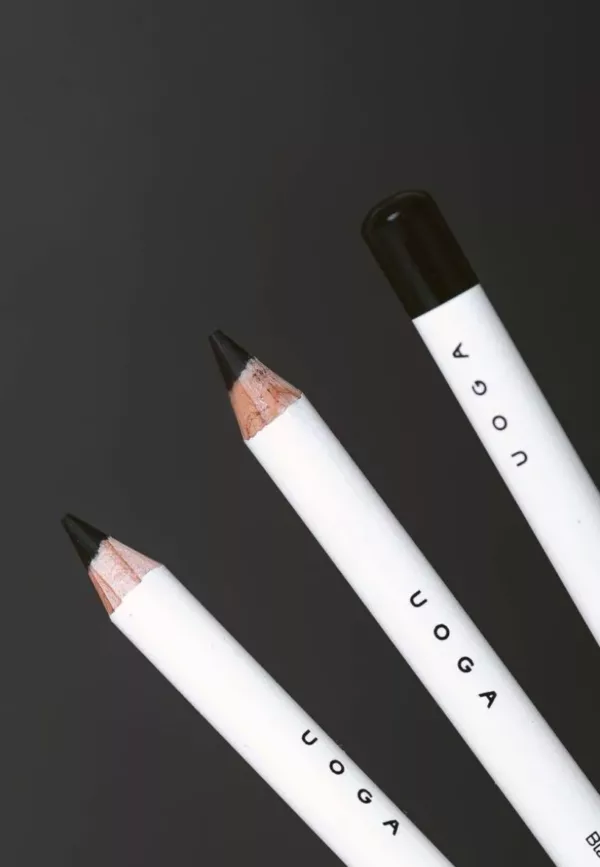 Crayon pour les yeux Vegan - Blacker than black - 5g - Uoga Uoga – Image 3