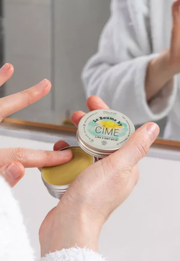 Baume pour les lèvres et la peau sèche – Image 1