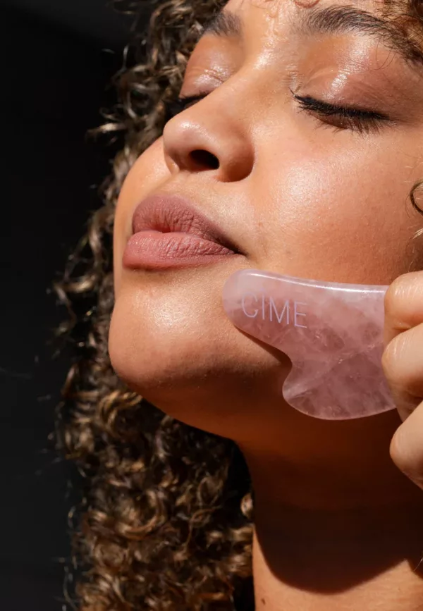 Self-care face massage set | Sérum roses sauvages + Gua sha – Image 3