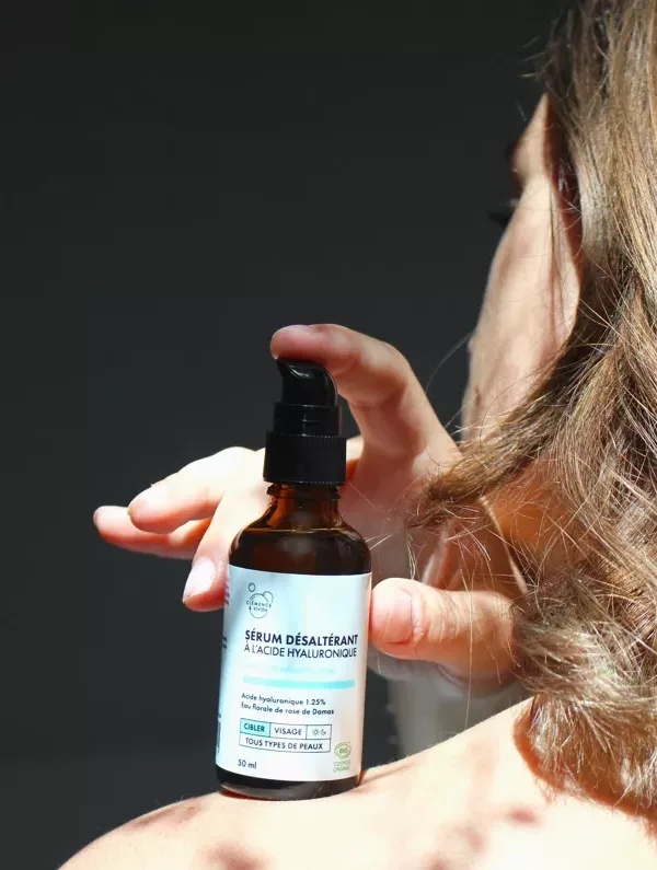Sérum désaltérant à l'acide hyaluronique - 50ml – Image 2
