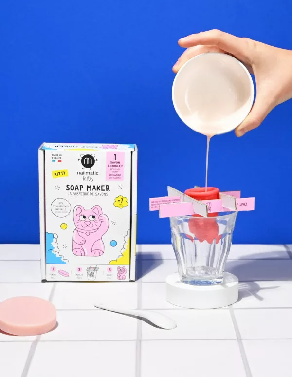 Fabrique de savon Kitty - Kit DIY – Image 1