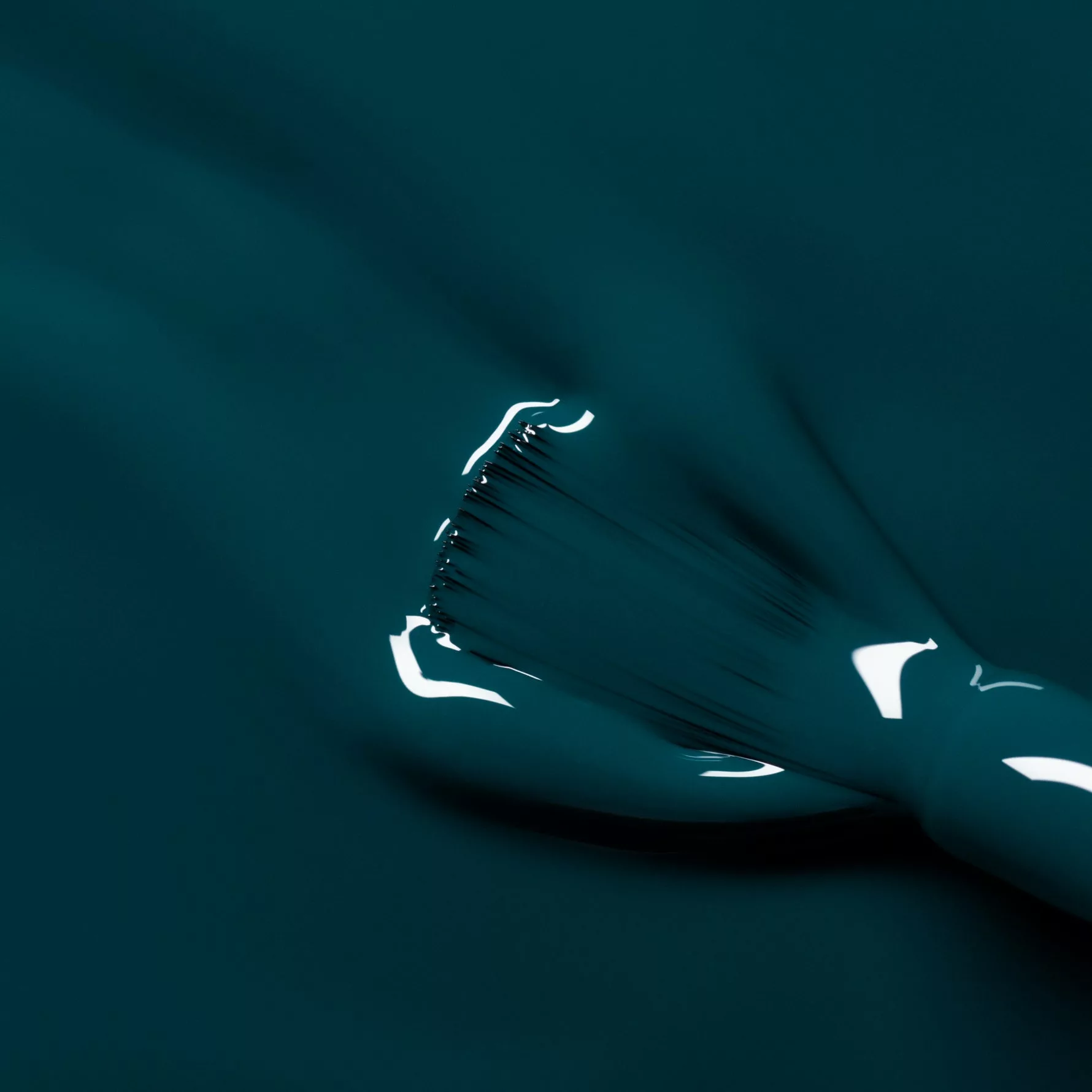 Dark Clover - Vernis Green – Image 2