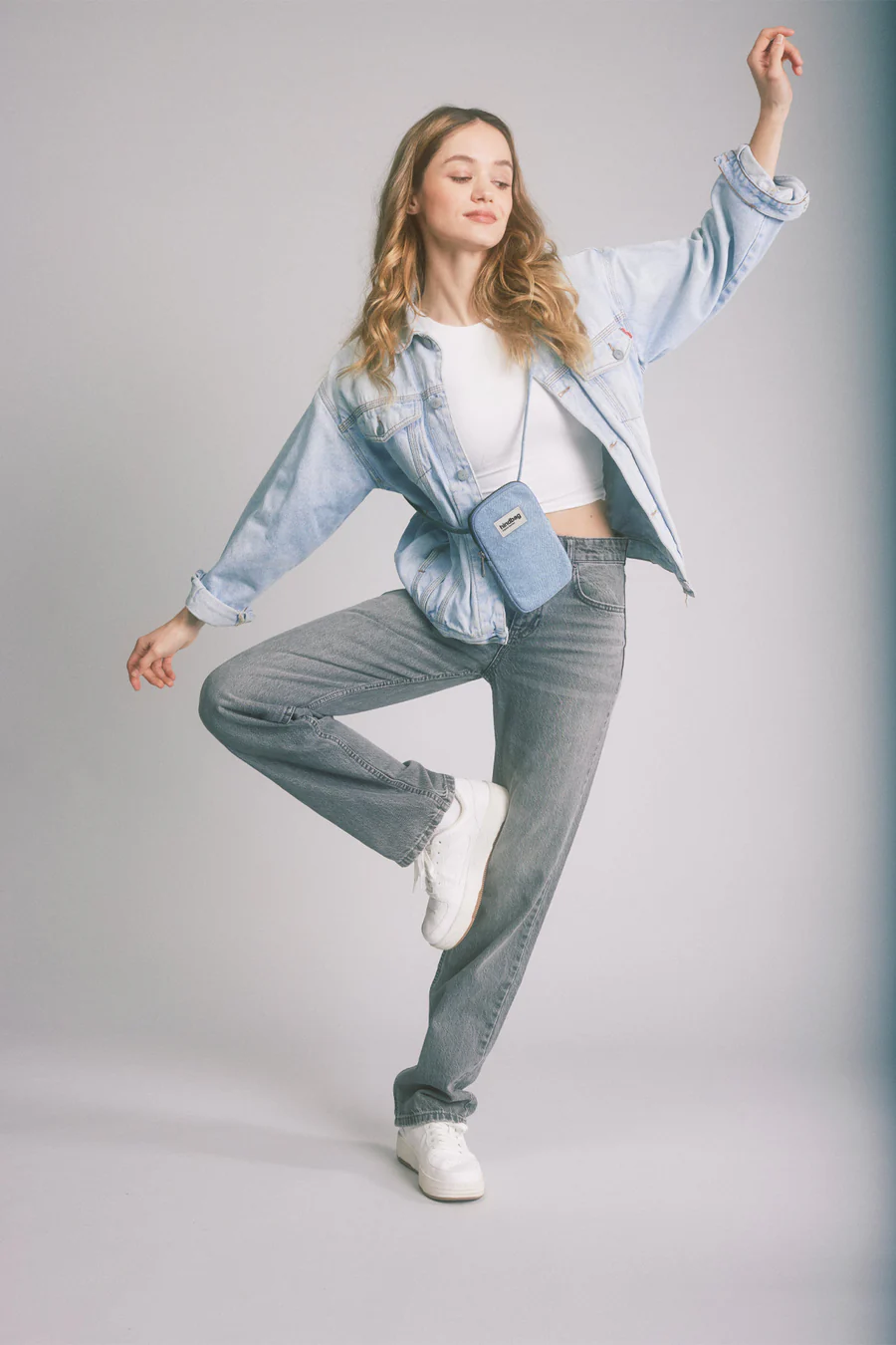 Pochette téléphone Bill - Denim bleu – Image 1