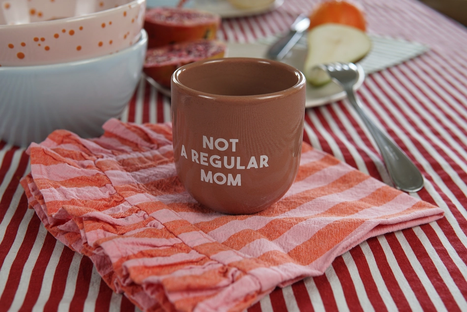 Not a regular mom – Image 1