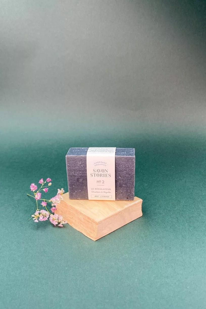N°2 Le Régulateur - Savon Bio & Naturel Détox au Charbon - Savon Stories – Image 6