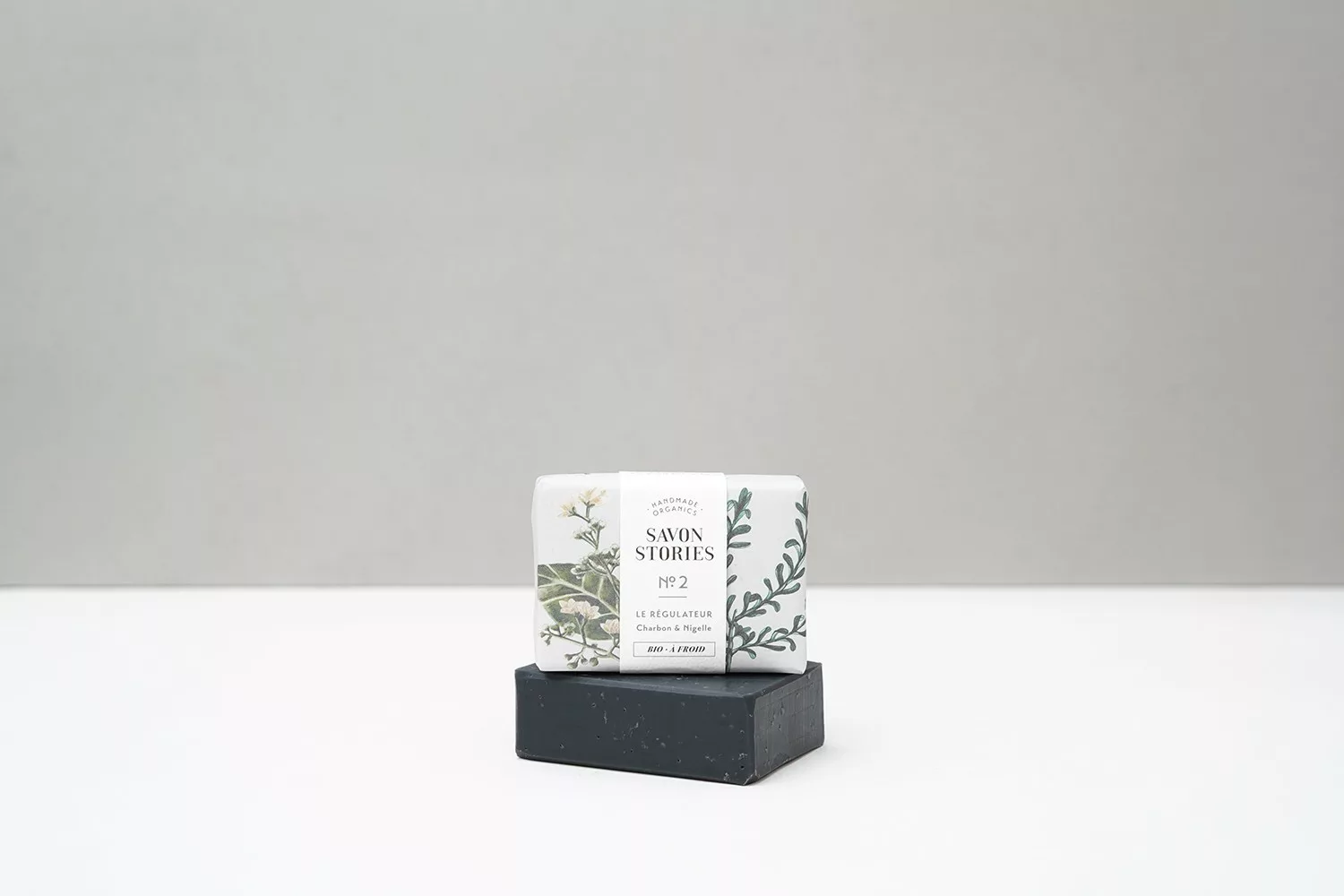N°2 Le Régulateur - Savon Bio & Naturel Détox au Charbon - Savon Stories – Image 5