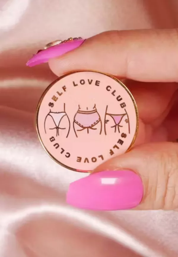Pin's Self Love Club – Image 1