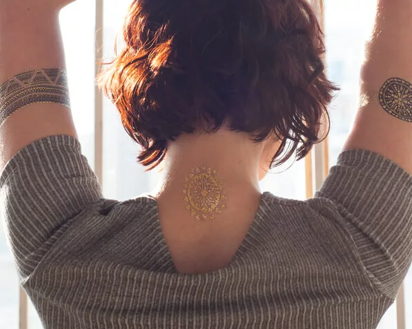 Tatouage éphémère : Mandala Or - Sioou – Image 2