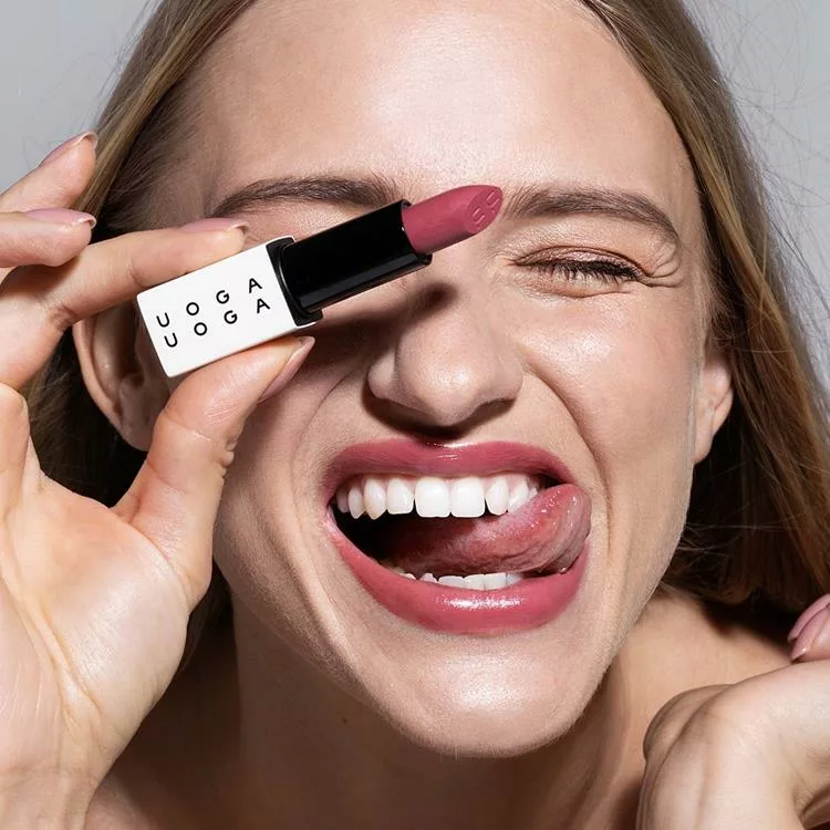 Nourishing Lipstick - Candyberry 614 - Uoga Uoga