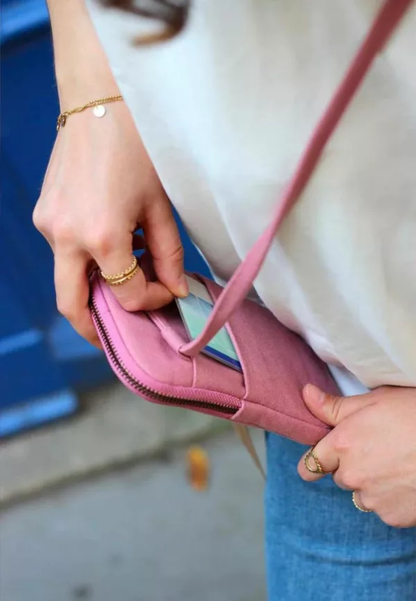Pochette téléphone Bill - Rose Blush - Hindbag – Image 4