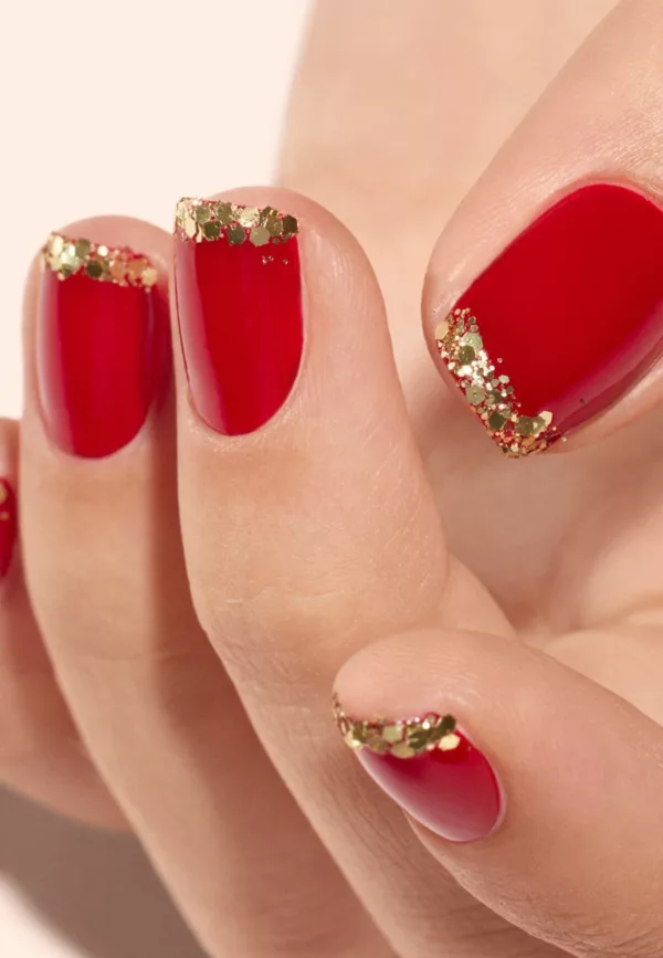 Duo ready to party – Image 1