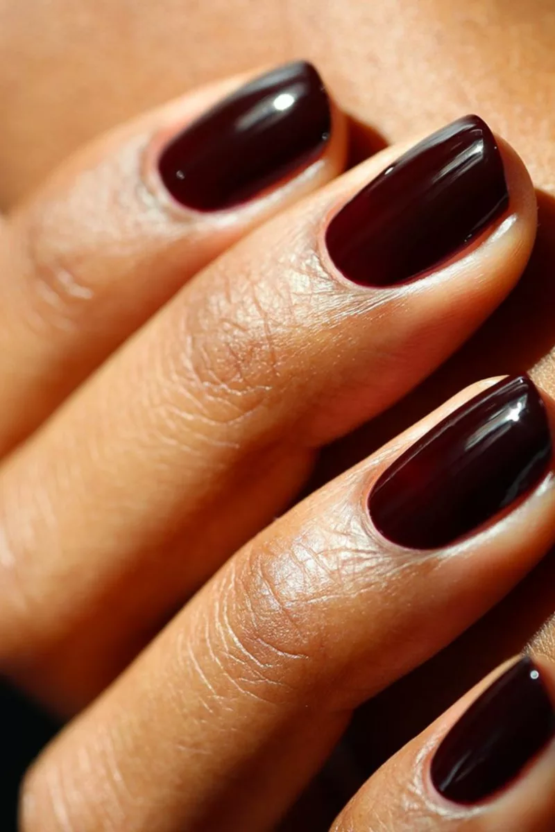 Hollyhock - Vernis Green Flash