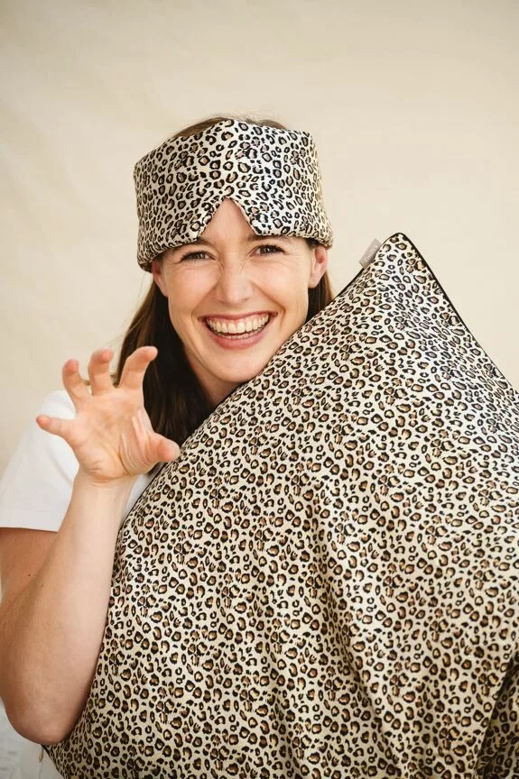Masque de nuit bandeau en pure soie - Leopard - Emily's Pillow