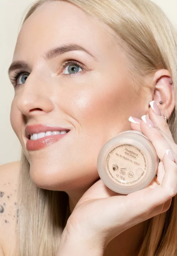 Foundation Powder 8g - Strawberry And Snow 636 - Uoga Uoga – Image 2