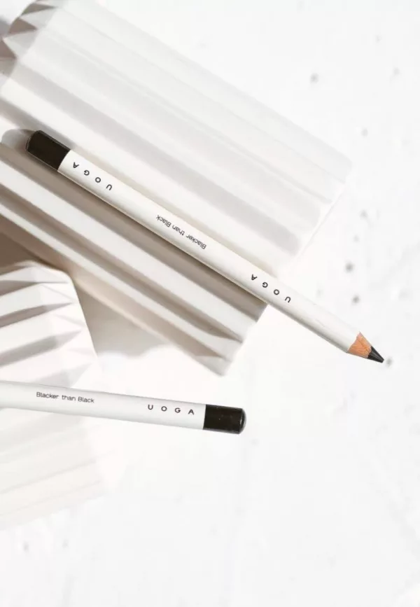 Crayon pour les yeux Vegan - Blacker than black - Uoga Uoga – Image 4