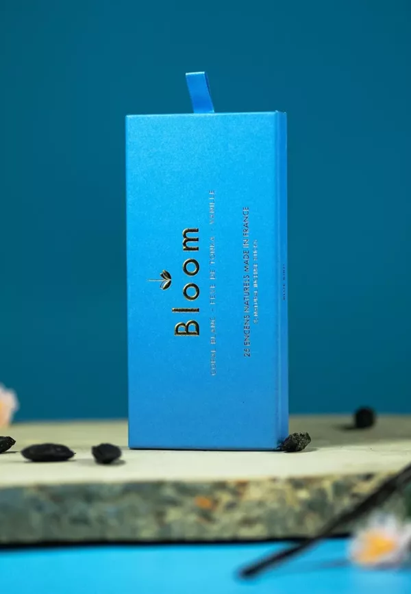 25 bâtons d'encens naturels Blue Bird - COPAL BLANC, FÈVE DE TONKA, VANILLE – Image 1