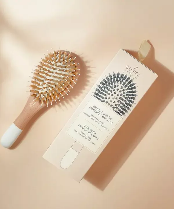 Grande Brosse démêlage et brillance – Image 2