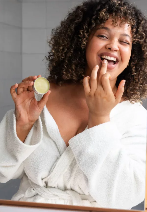 Baume pour les lèvres et la peau sèche – Image 2