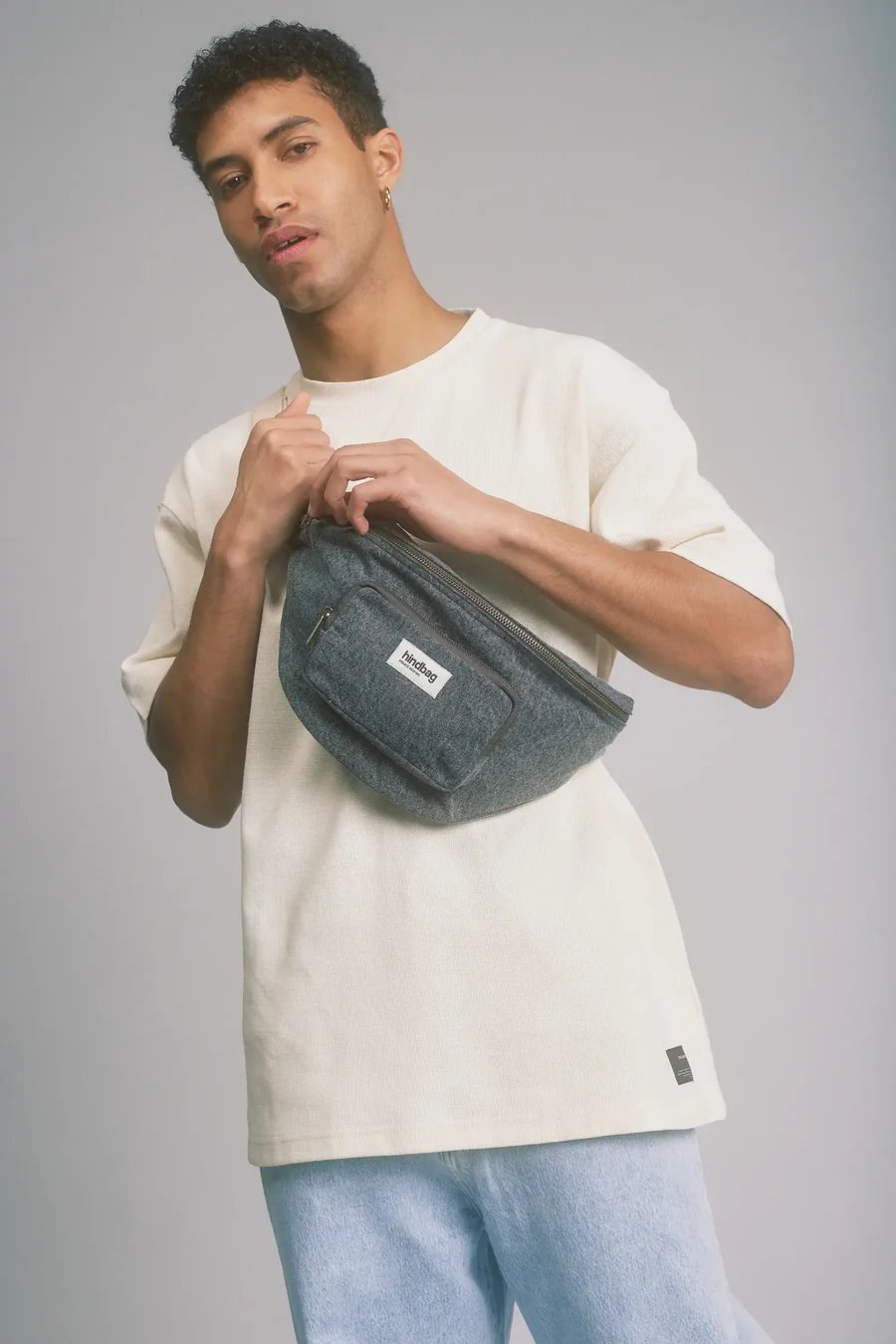 Sac banane Sofia - Denim gris – Image 1