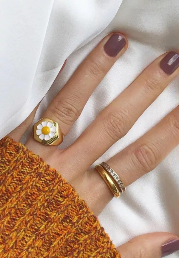 Rose Mountbatten - Vernis Green – Image 3