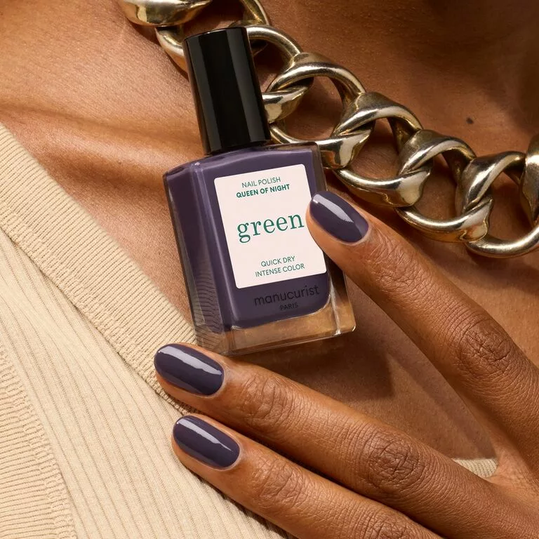 Queen of night - Vernis Green