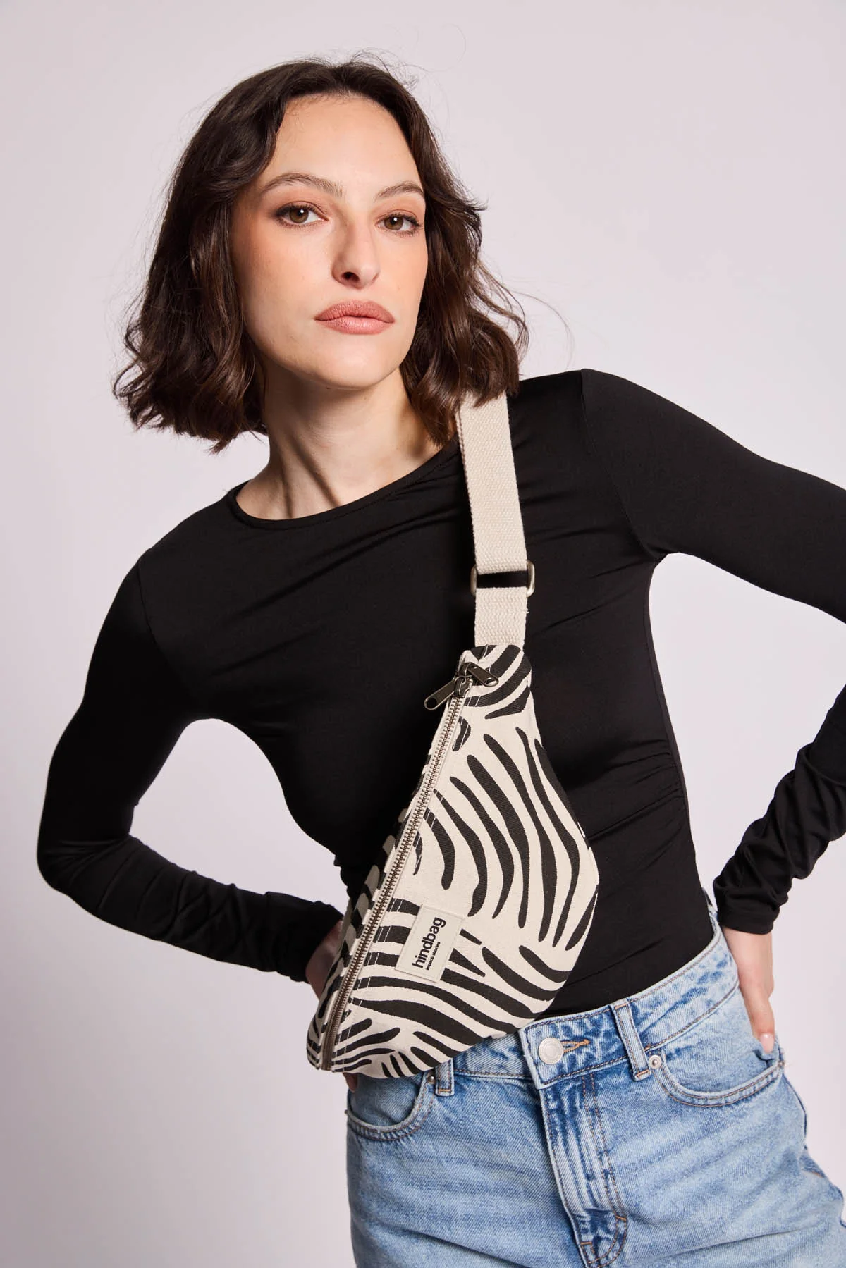 Banane Olivia - Zèbre Ecru – Image 2