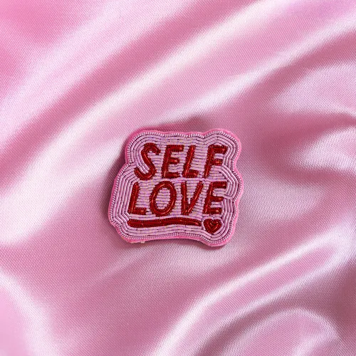 Broche Self Love